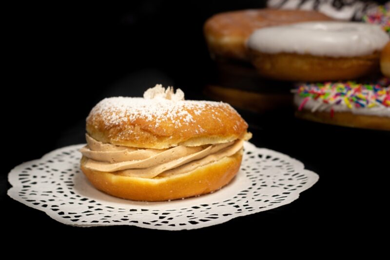 Raised donut with cream filling