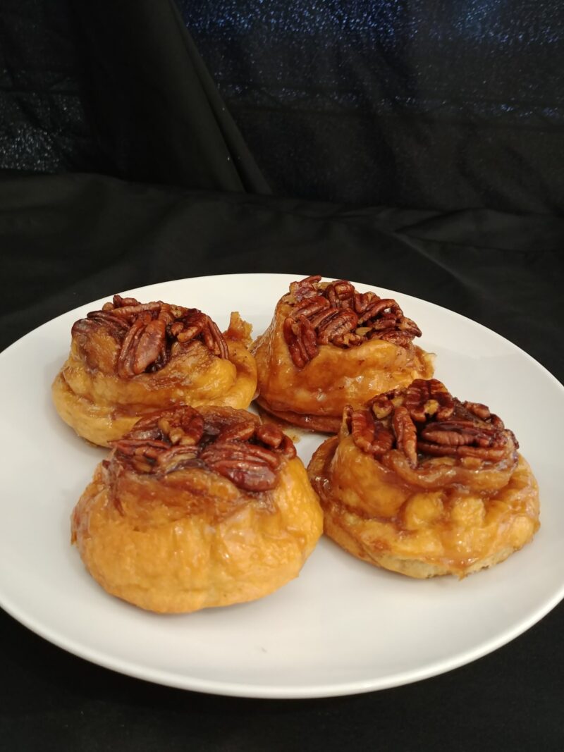 Large pecan rolls