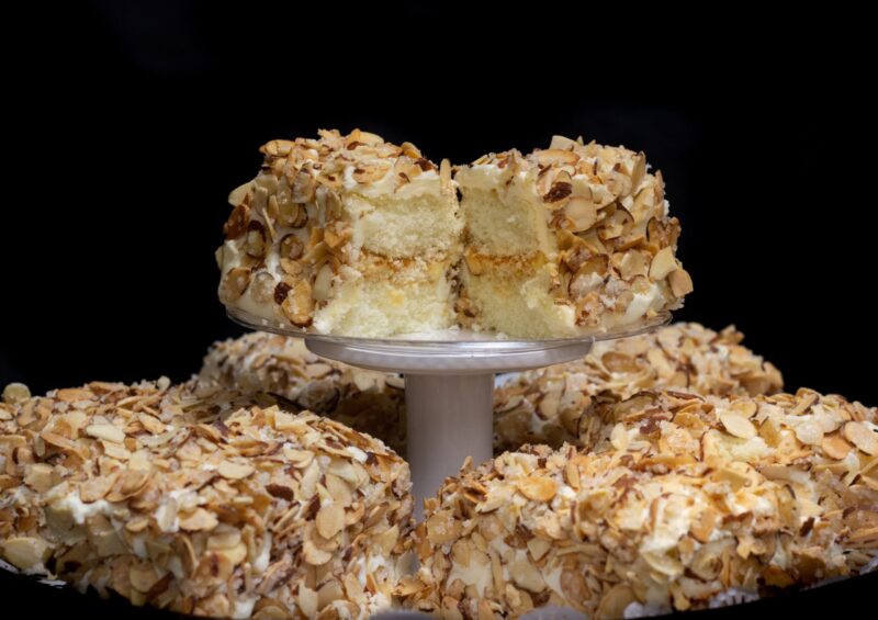 Toasted almond cake bars