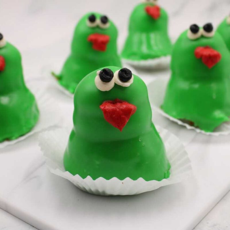 St. Patrick's Day Frog Gem