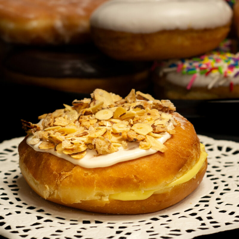 Toasted Almond Raised Donut