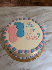 Custom Cake Baby Reveal